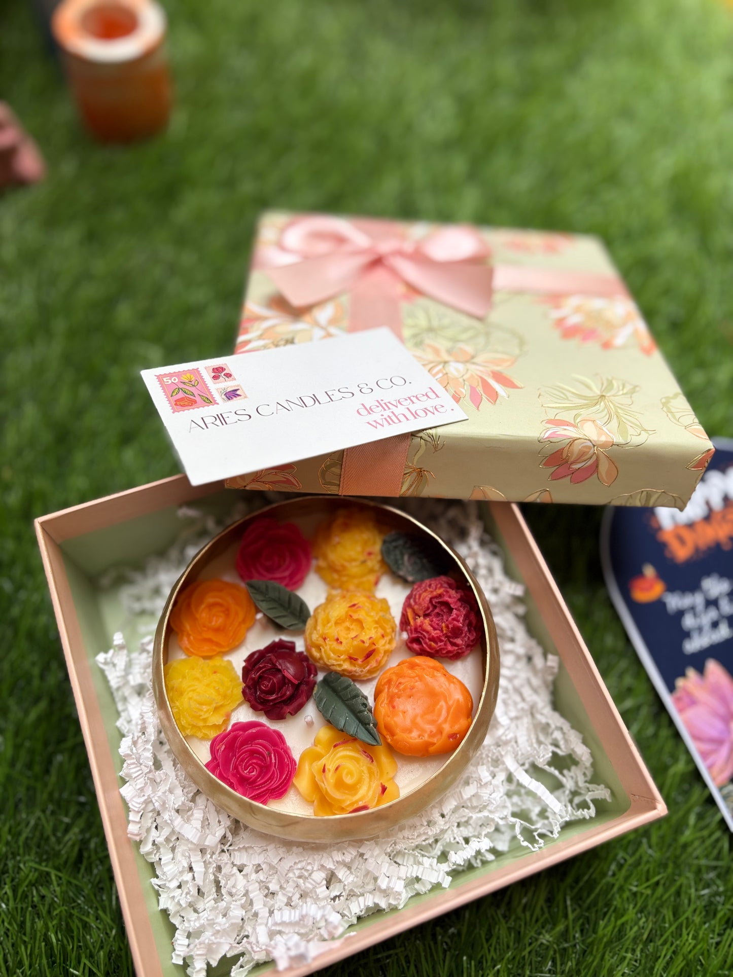 Round Floral Urli