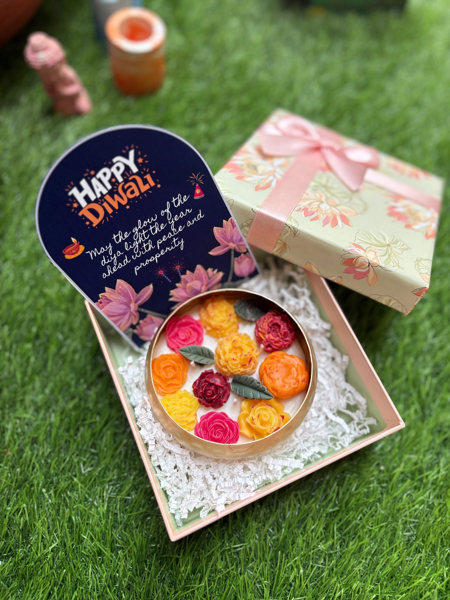 Round Floral Urli