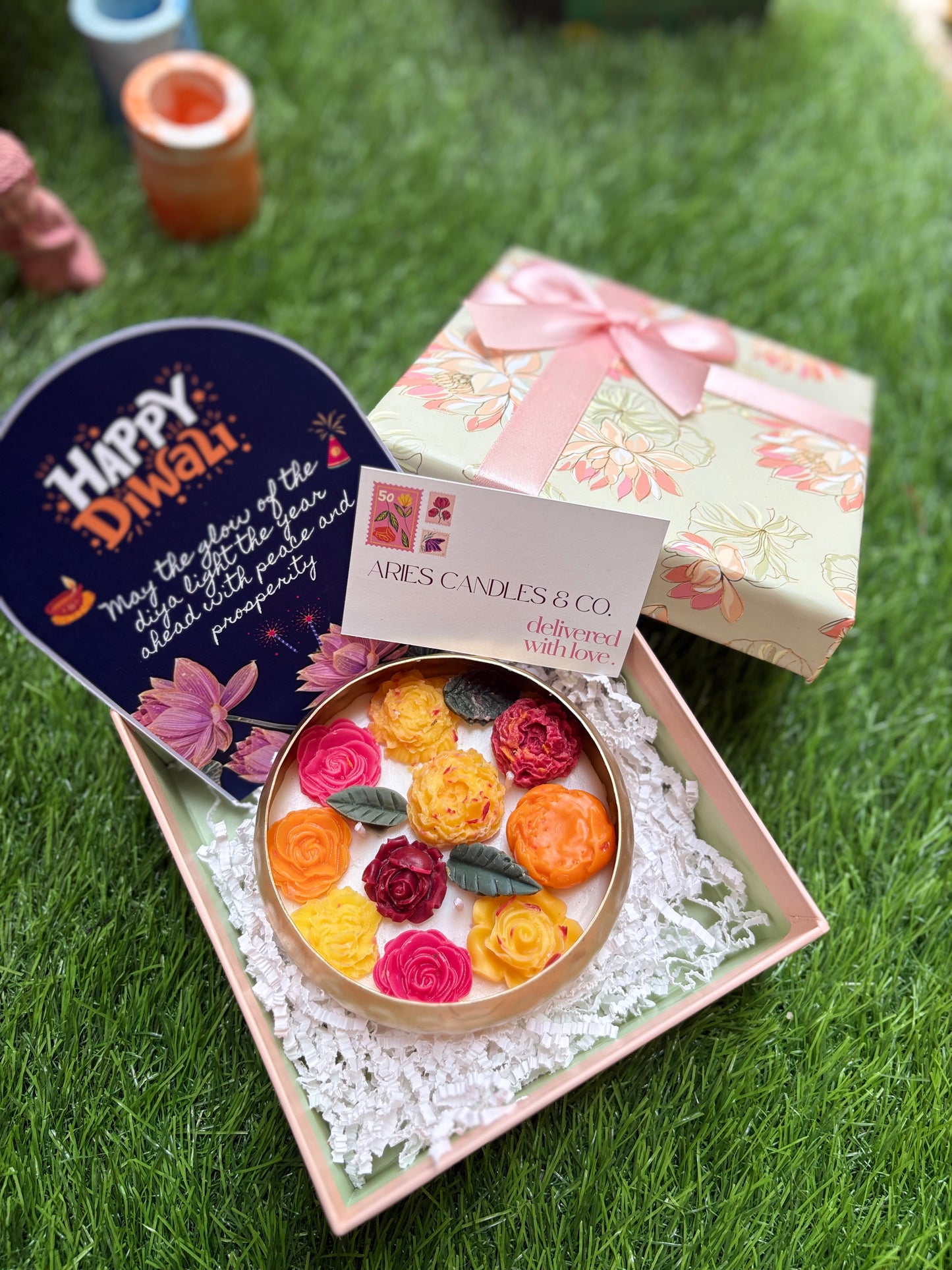 Round Floral Urli