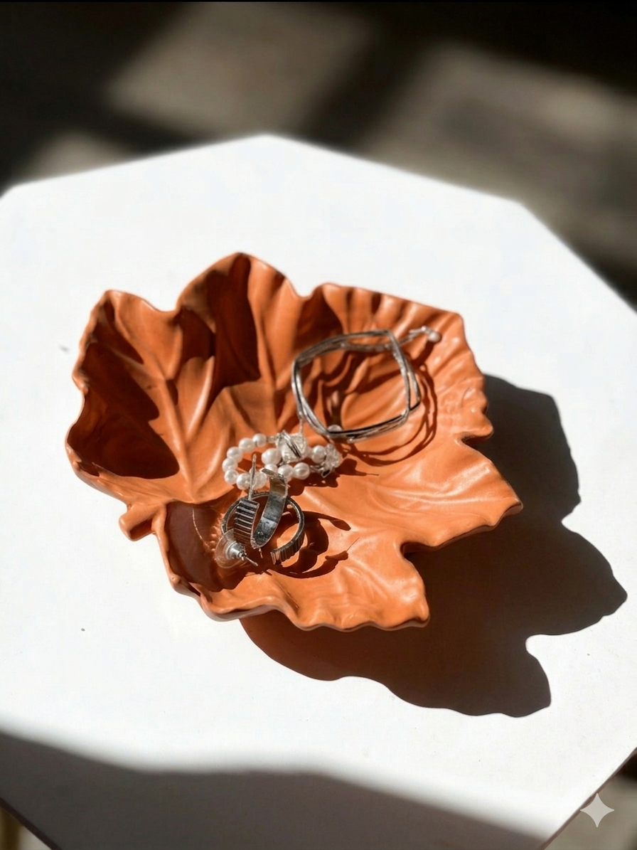 Leaf Trinket